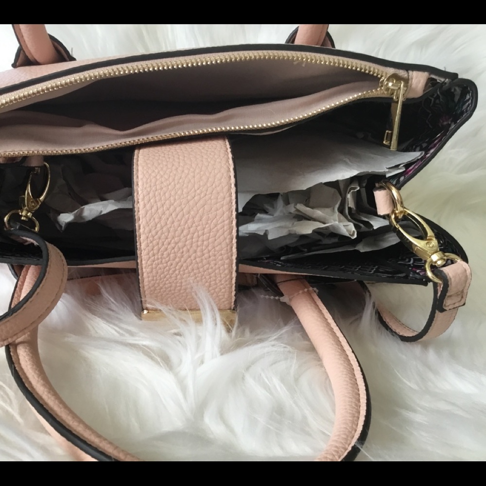 NWT Nanette Lepore Arabella Satchel Petal - Picture 5 of 5